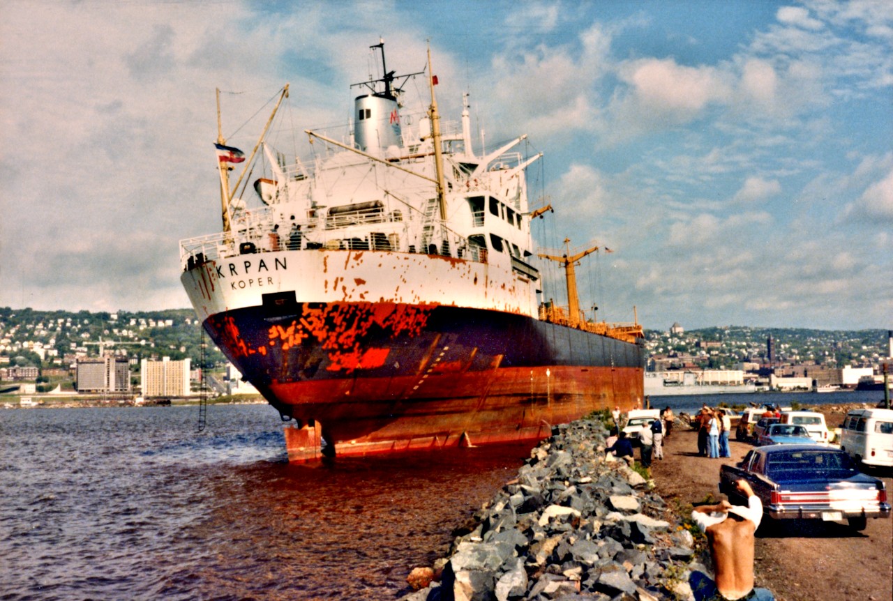 Duluth Freighter Aground